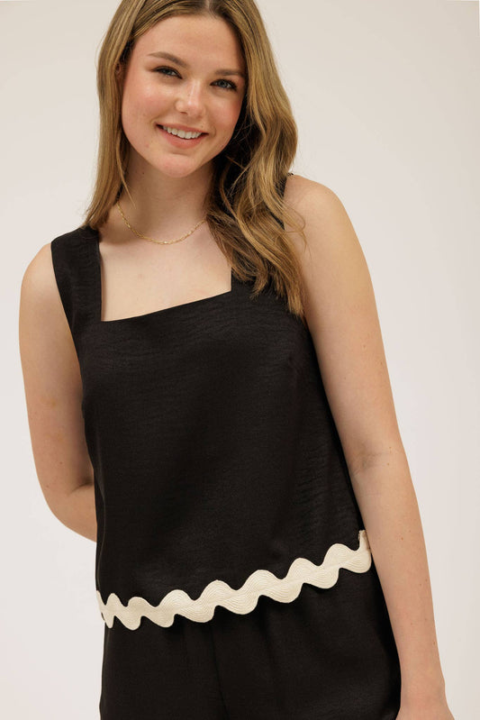 Simplicity Contrast Rick Rack Black Short Set