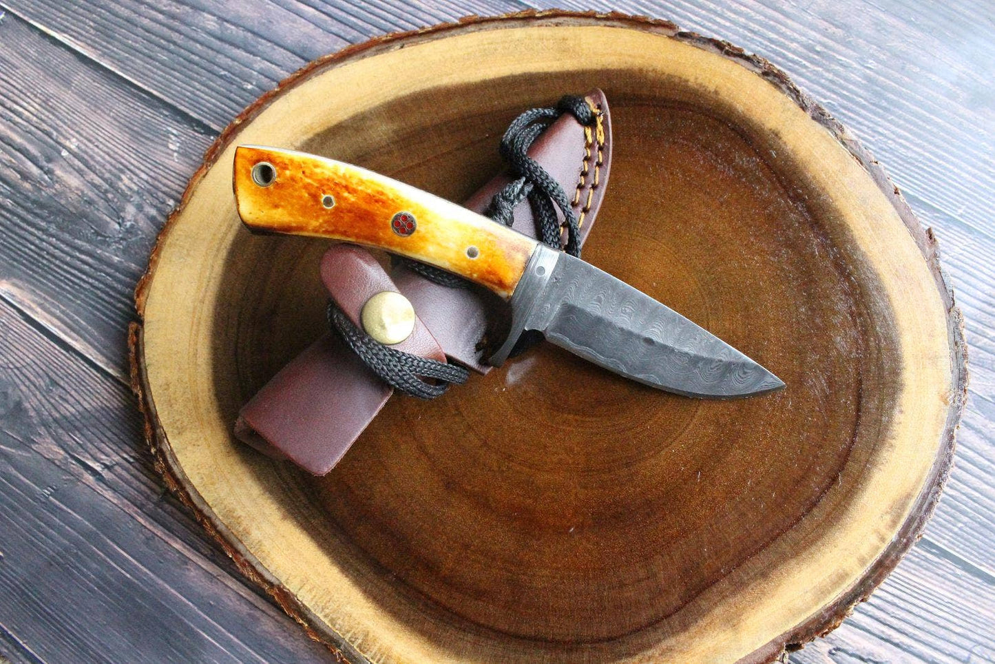 Titan Damascus Fixed Blade with Leather Bolster