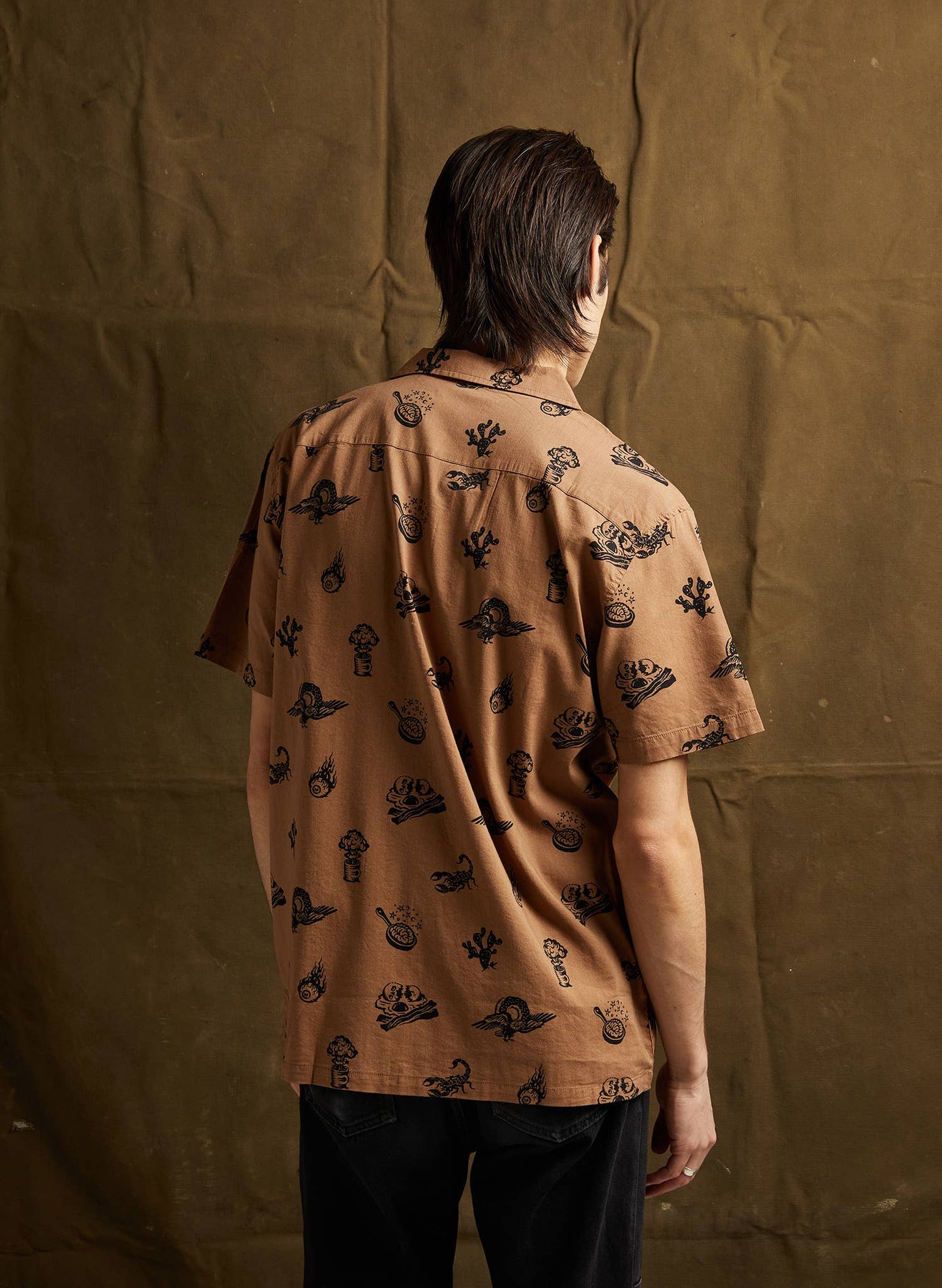 Mens Silverfall Brain Fried Desert Buttondown Shirt