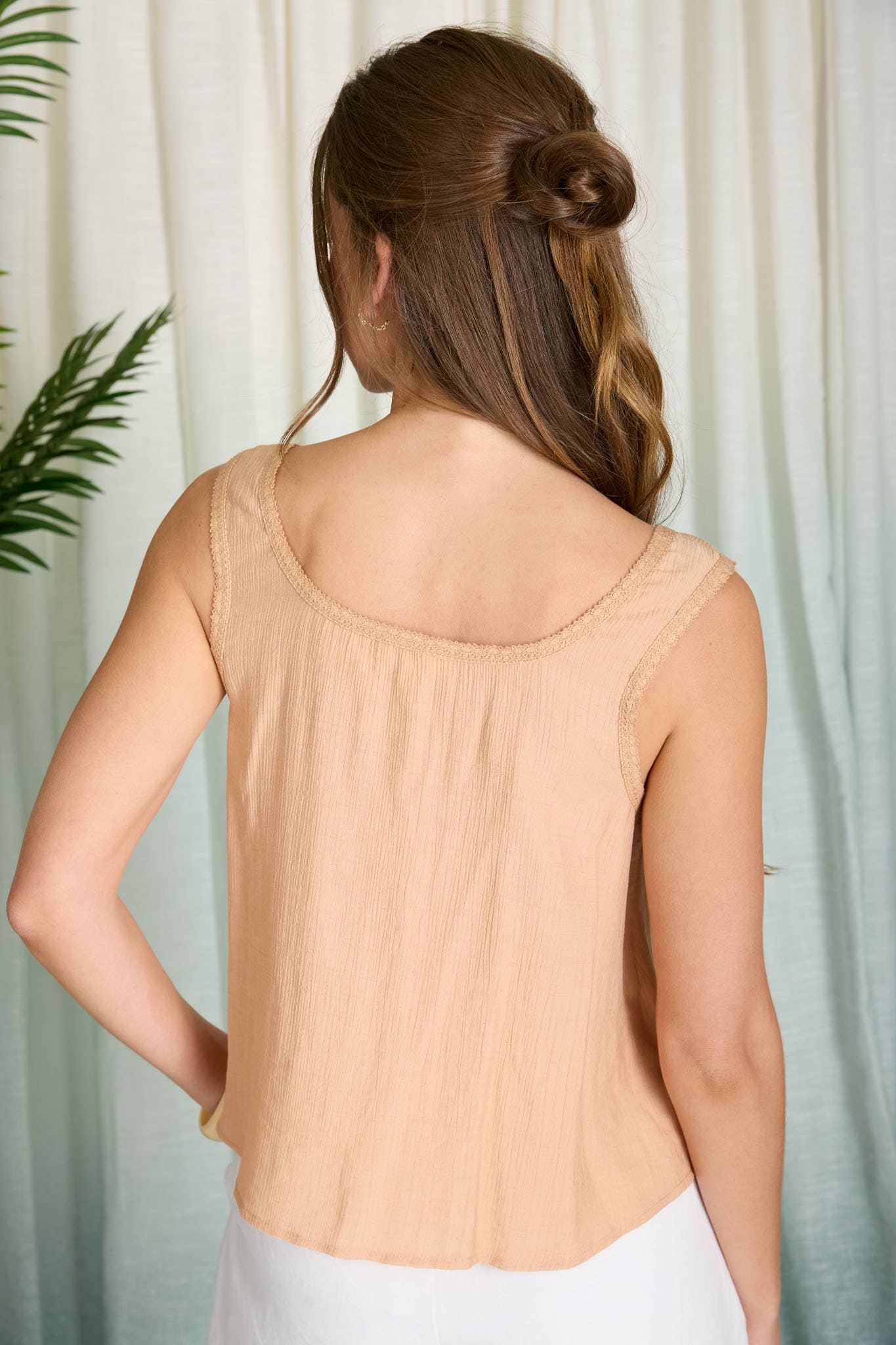 Juliet Lace Whimsy Buttondown Sleeveless Top