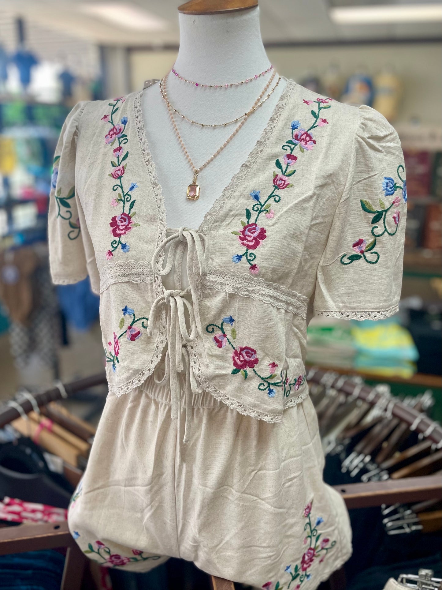 Tatum Embroidered Floral Natural Short Set