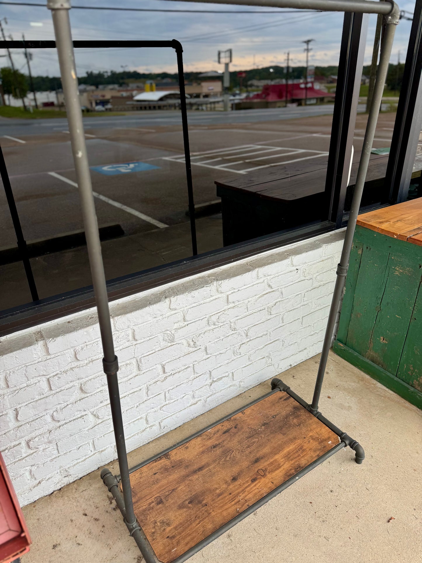 Store Displays *PICK UP ONLY*