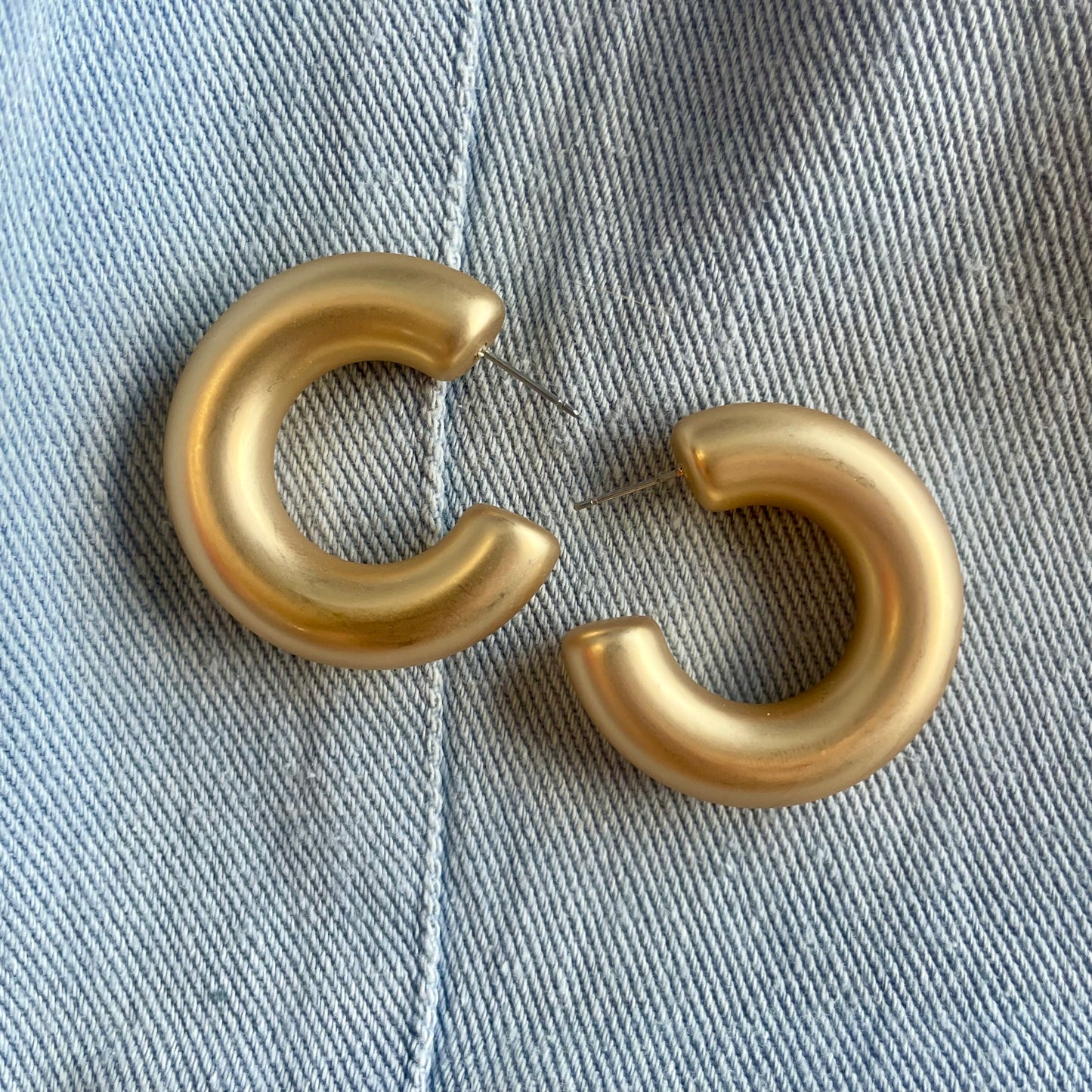 Palmer Thick Matte Gold Hoop Earrings