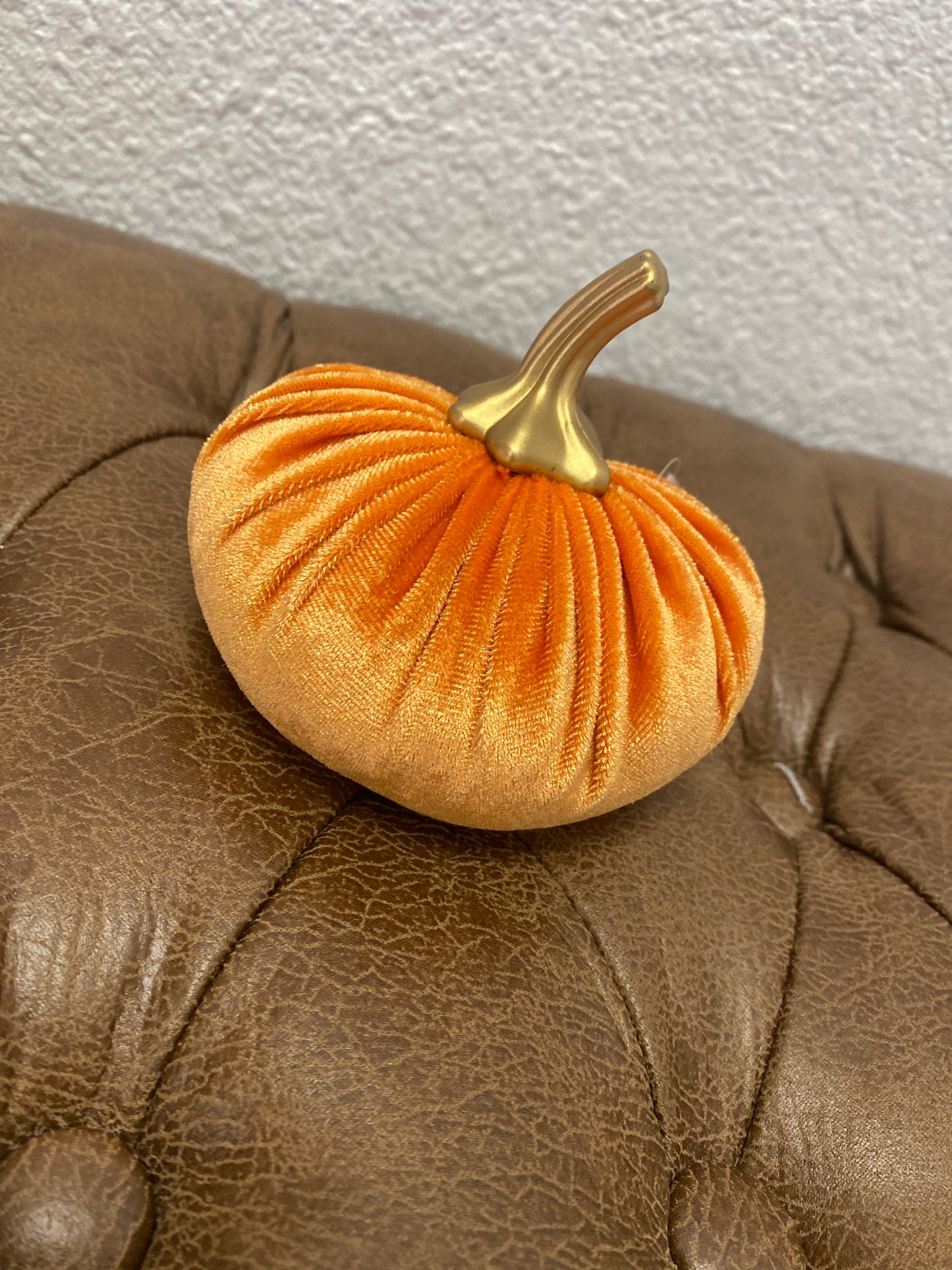 Mini Velvet Pumpkins