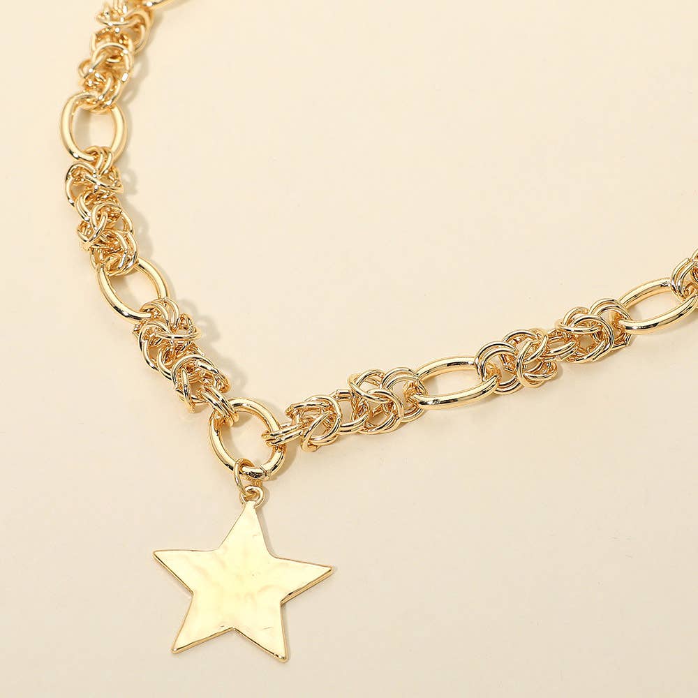 McRae Hammered Star Chunky Chain Necklace
