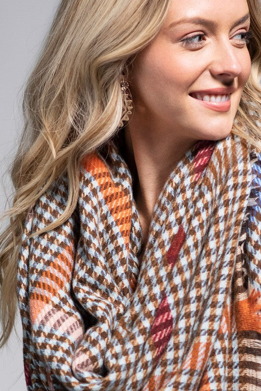 Houndstooth Lightweight Scarf