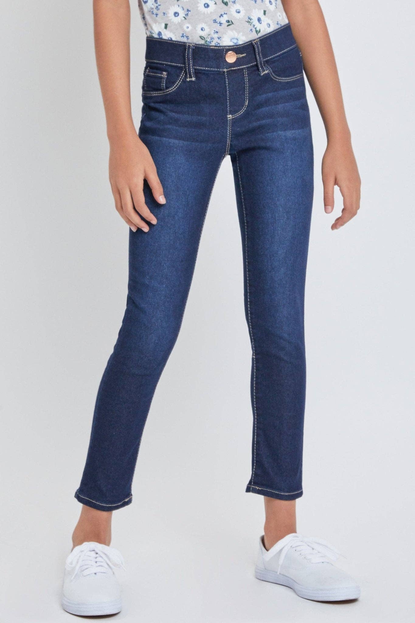 Girls Dark Wash Pull On Skinny Jeans