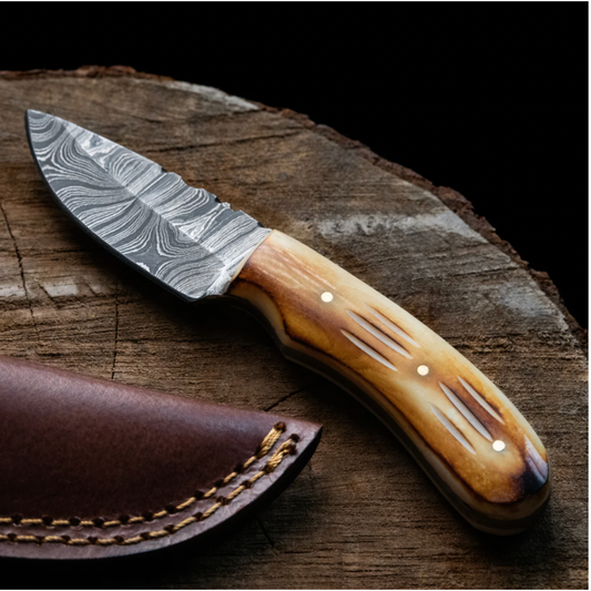 Titan Blaze Neck Knife with Leather Bolster