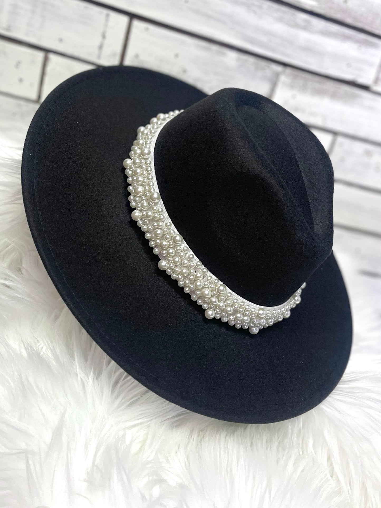 Pearl Banded Felt Wide Brim Hat