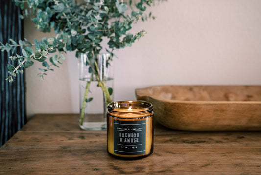 Purveyor Candle - Oakmoss & Amber