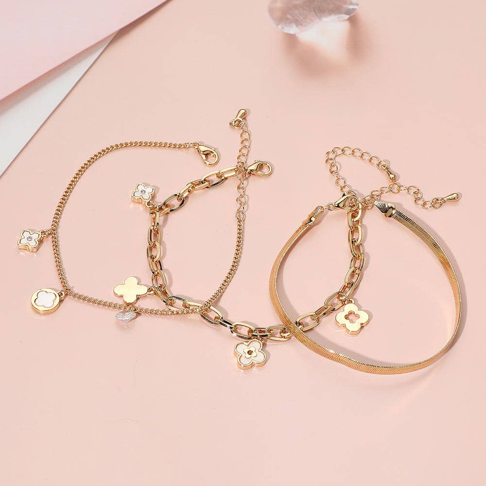 Arwen Quatrefoil Charm Bracelet Set