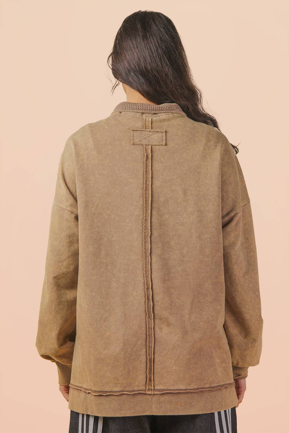 Runa Mineral Button Top