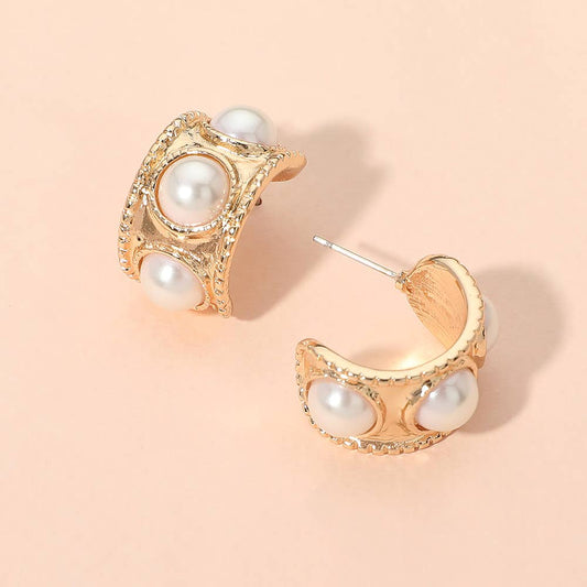 Darla Chunky Pearl Earrings