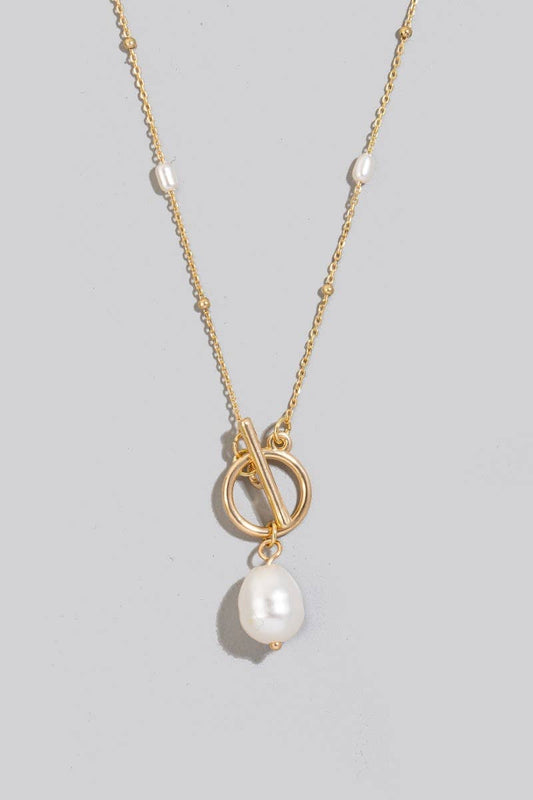 Montebello Toggle Pearl Necklace