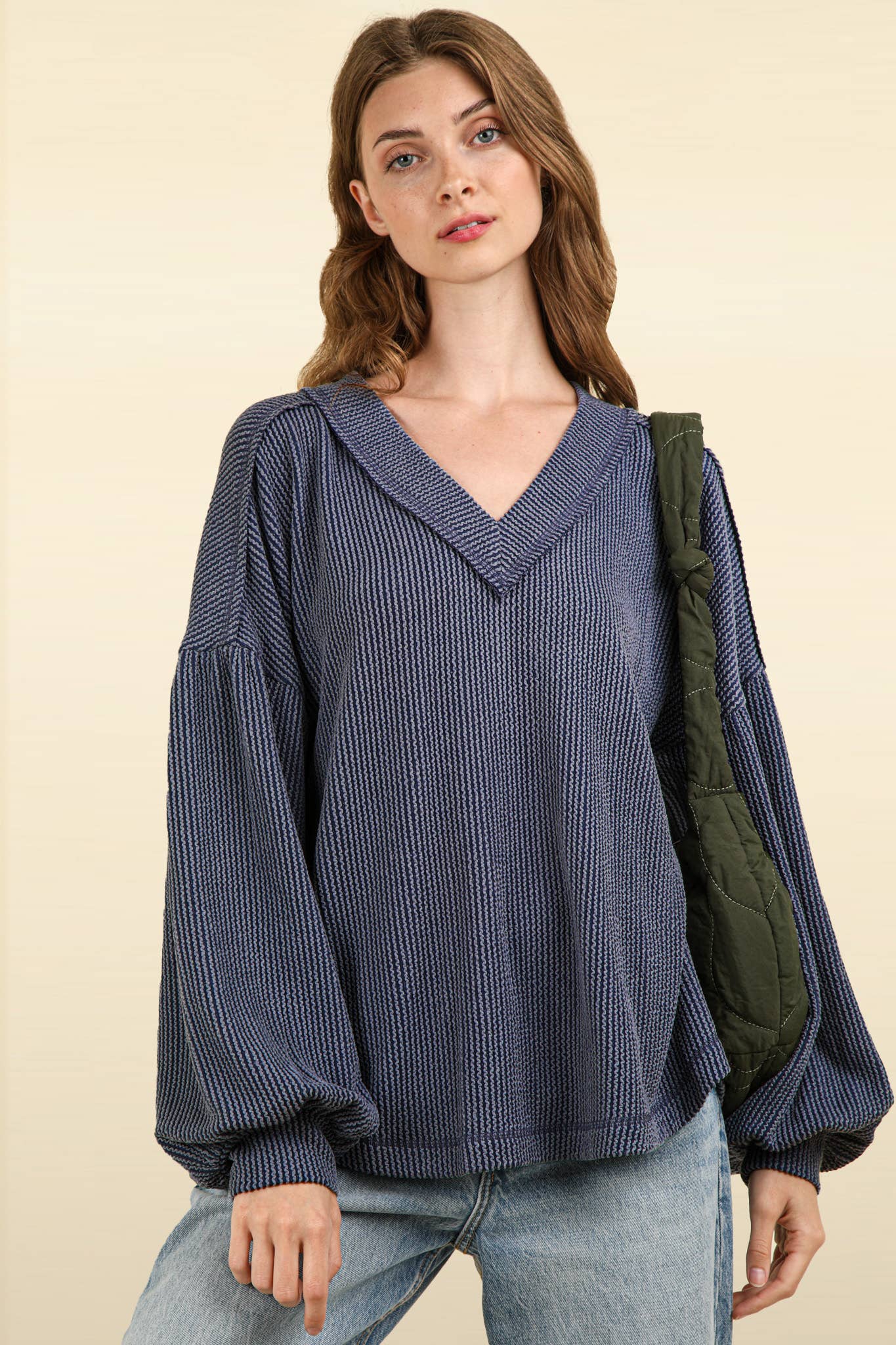 Romney V-Neck Oversized Longsleeve Top