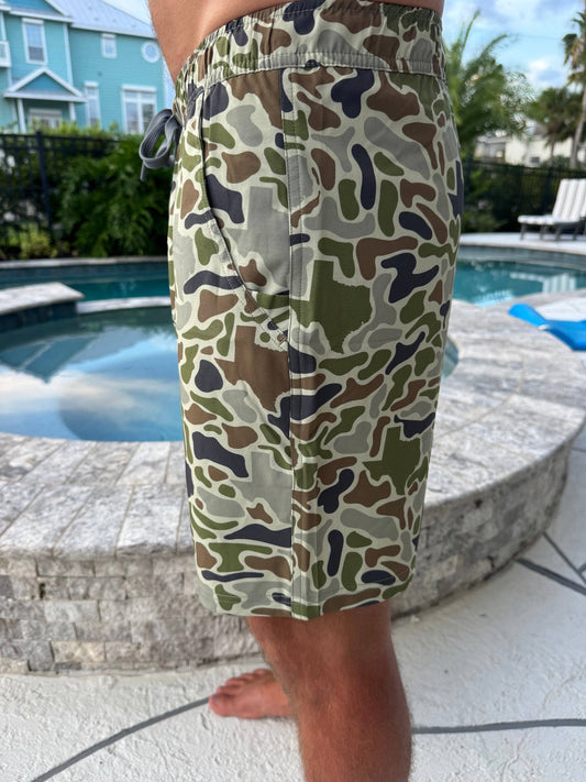 Mens Salt Water Soul TX Green Camo Athletic Shorts