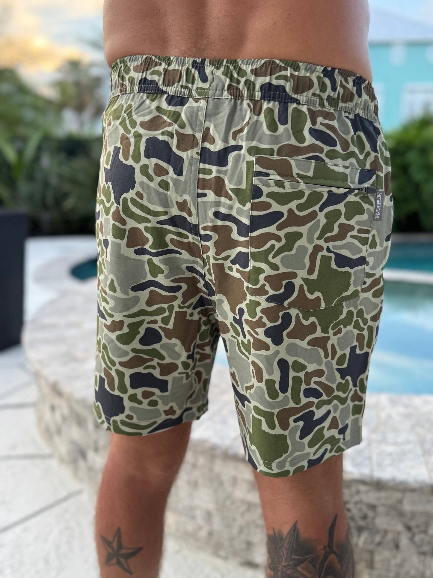 Mens Salt Water Soul TX Green Camo Athletic Shorts