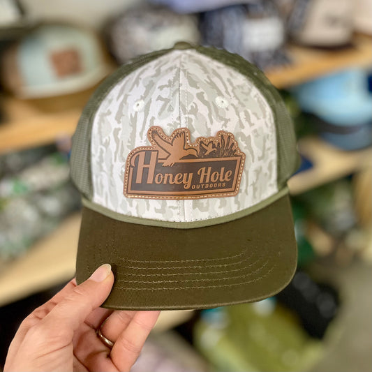 Boys Honey Hole Duck Hole Rope Trucker Hat
