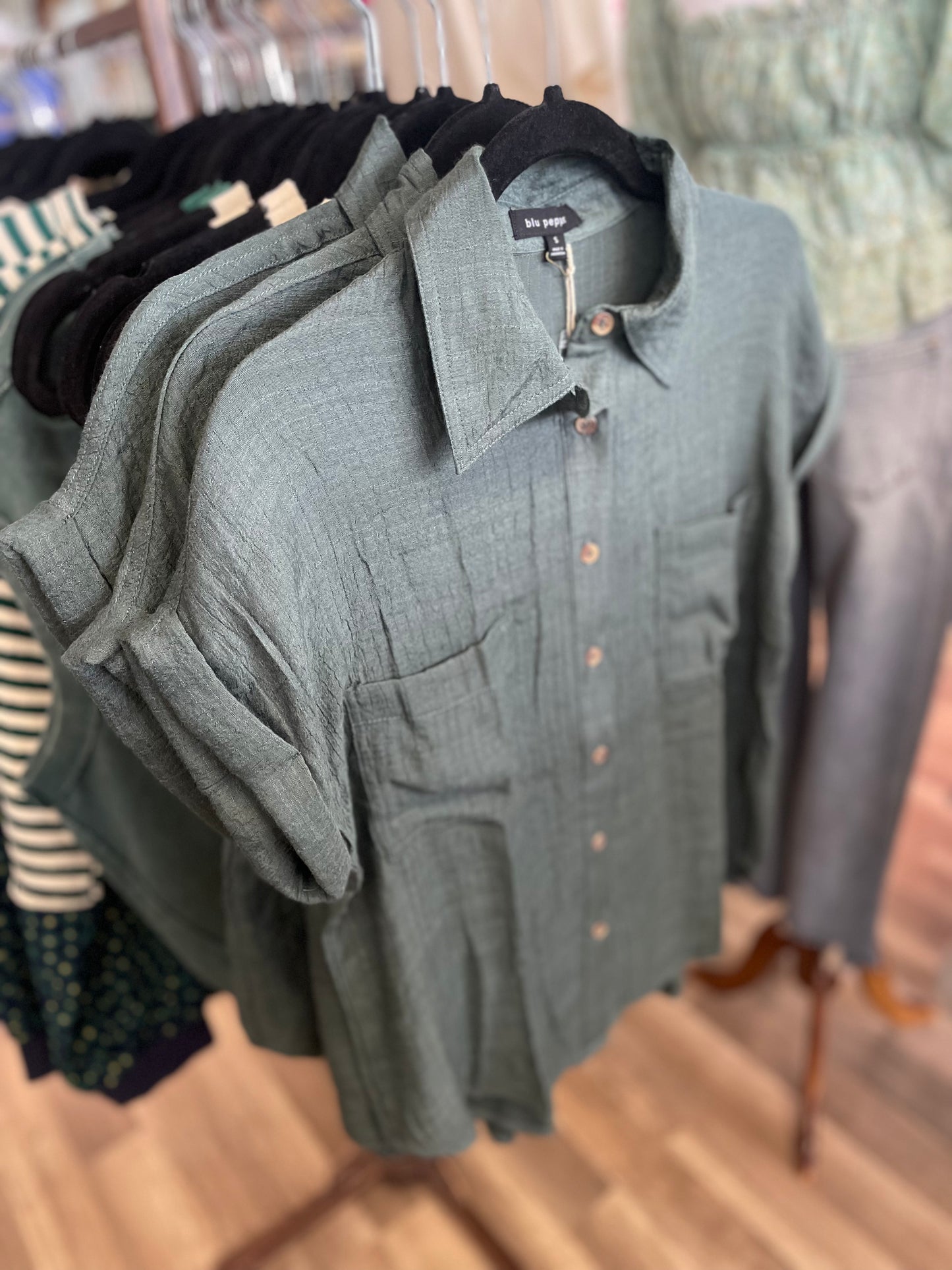 Savannah Crinkle Buttondown