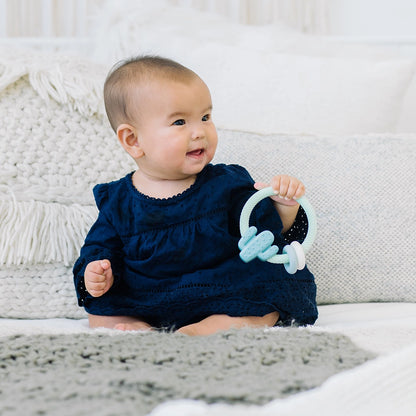 Itzy Ritzy Rattle Silicone Teether Rattle