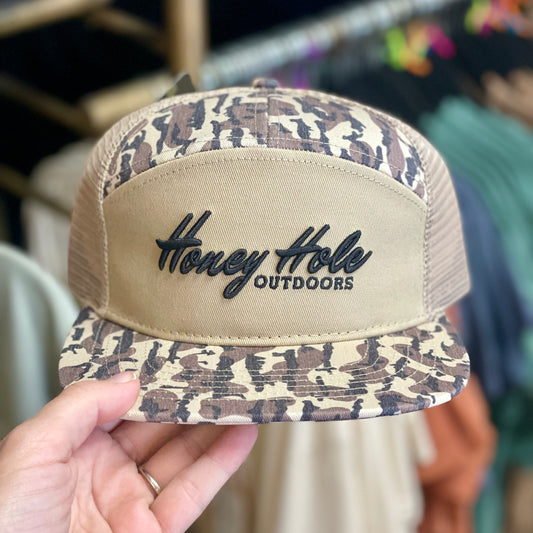 Mens Honey Hole Boat Camo 7 Panel Hat