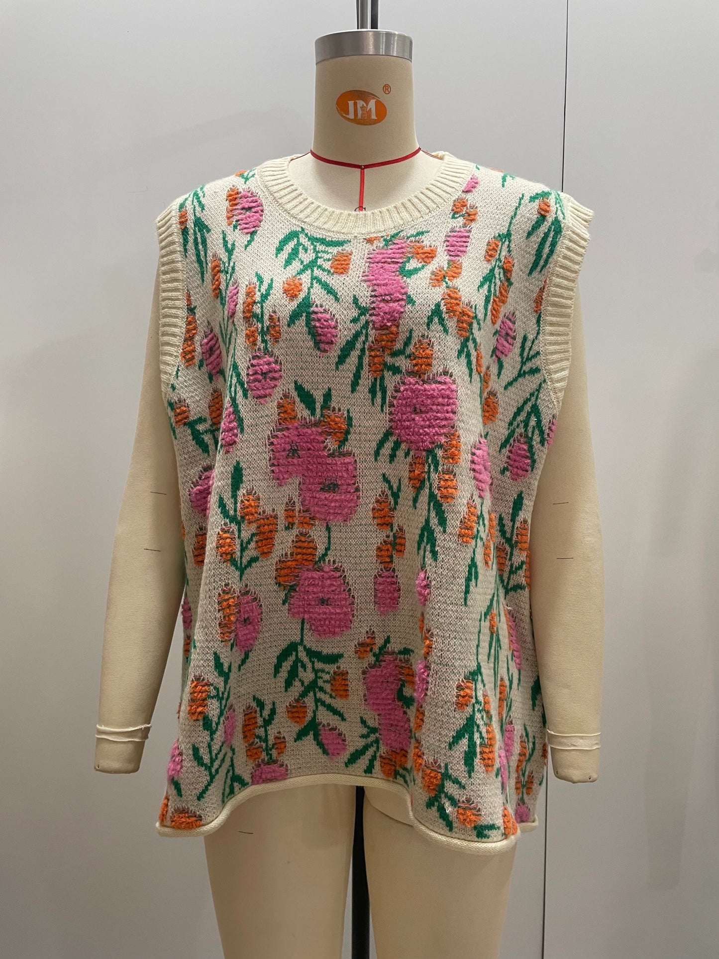 Brynn Floral Oversized Sweater Vest (Plus Size)