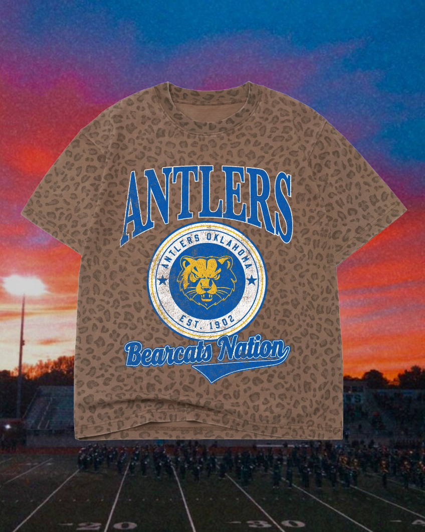**PREORDER** Adult Vintage Badge Antlers Bearcats Oversized Tee