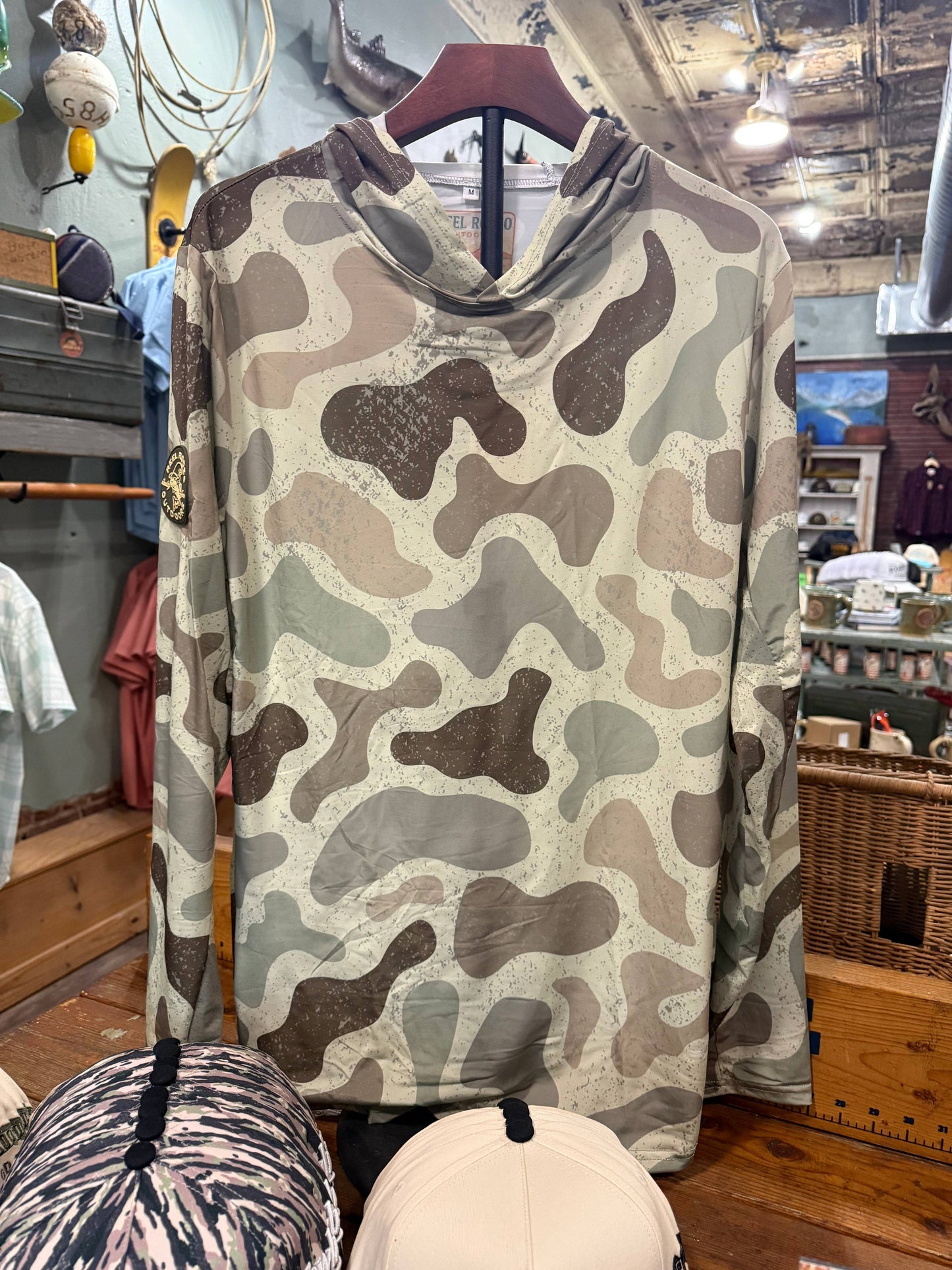 Mens Reel Rodeo Duck Camo Lightweight Hoodie