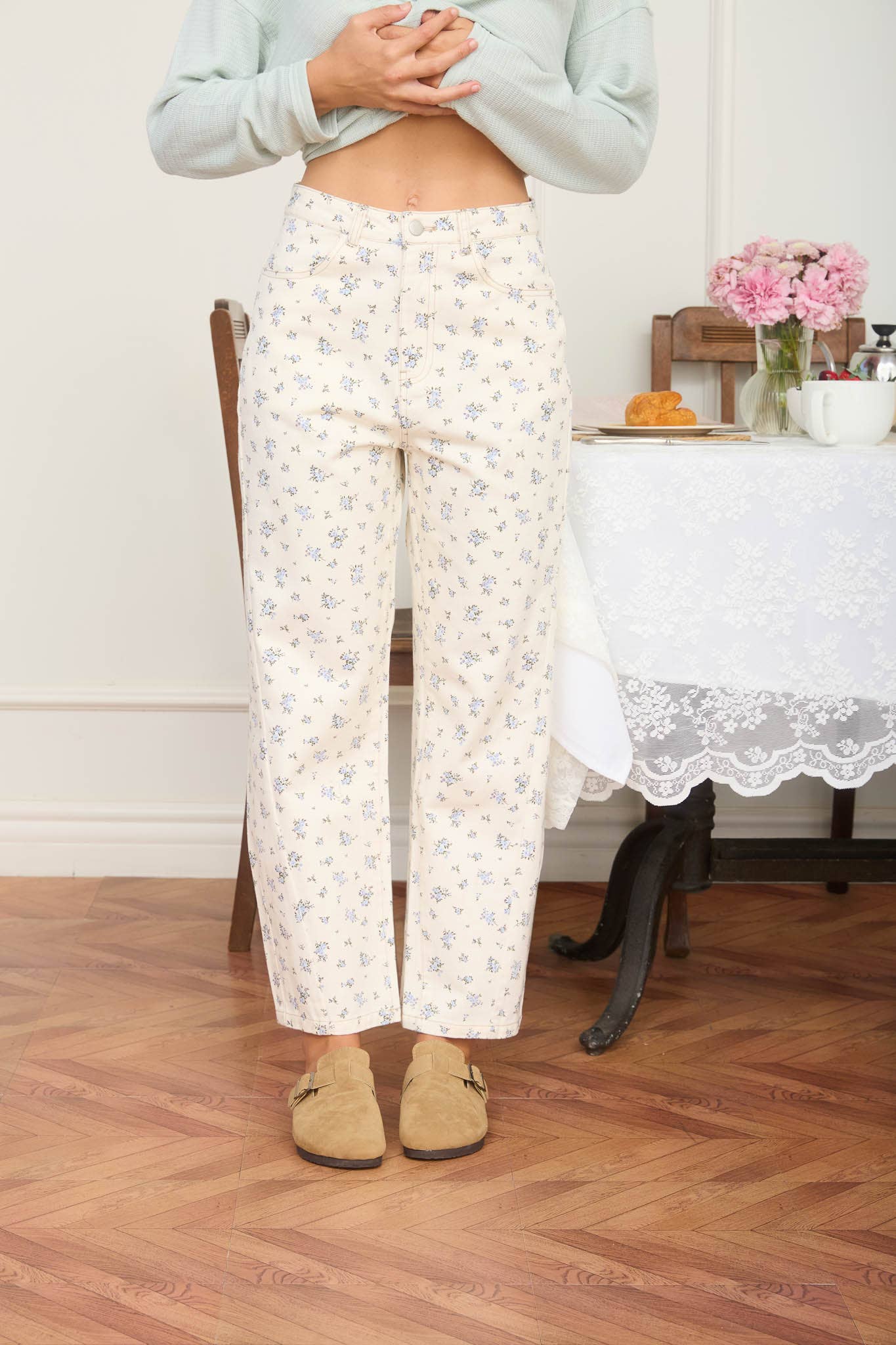 Vintage Floral Barrel Pants