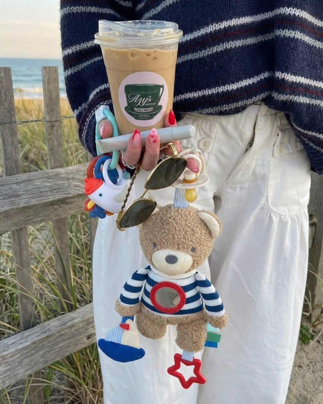 Itzy Ritzy Bitzy Traveler™ Bear