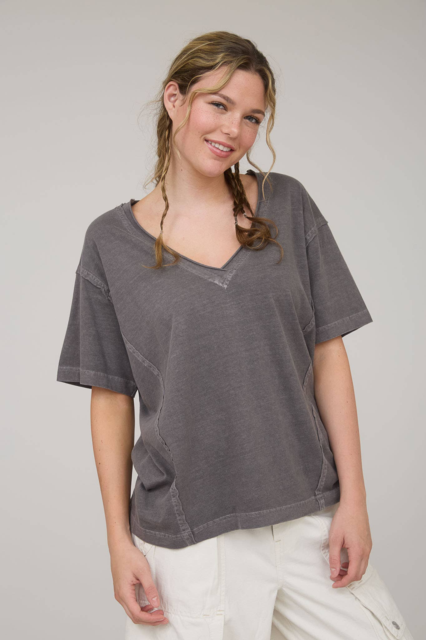 Sahara Vneck Mineral Tee