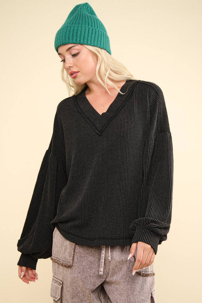 Romney V-Neck Oversized Longsleeve Top