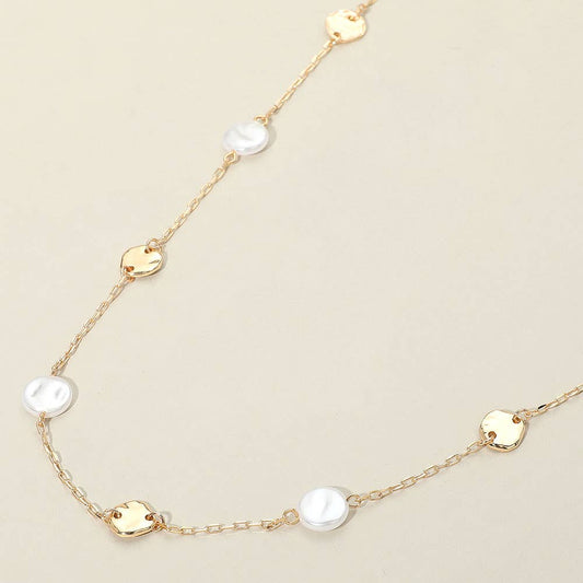 Lennox Irregular Pearl Disk Necklace