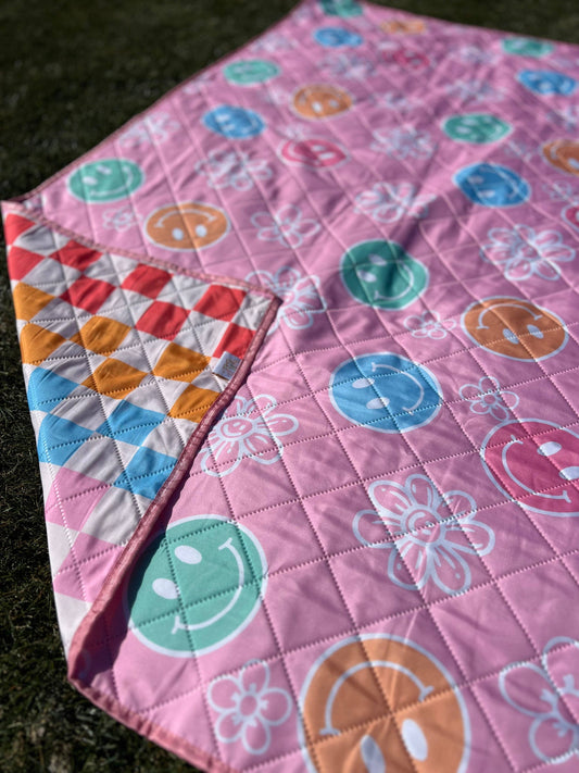 Girls Happy Flower Checkered Picnic Blanket