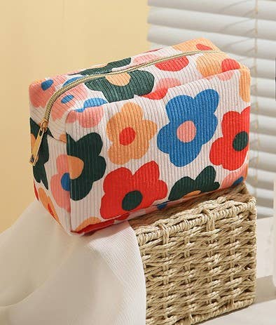 Retro Flower Travel Pouch