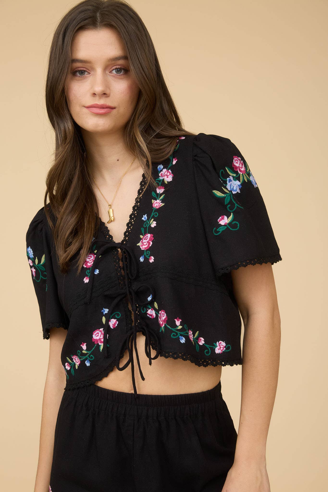 Tatum Embroidered Floral Black Short Set