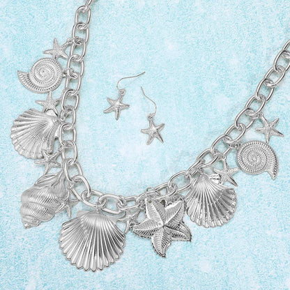 Delmar Chunky Sea Shell Charm Silver Necklace