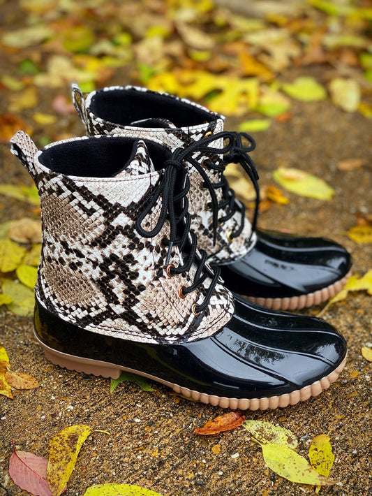 Dylan Lace-up Duck Boots