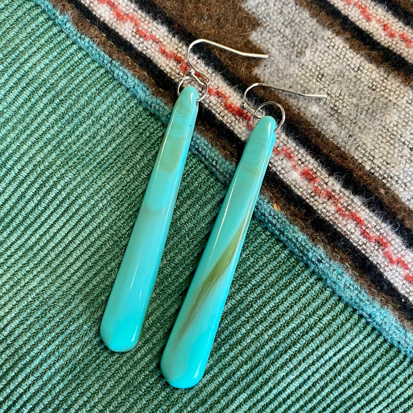 Cove Resin Drop Earrings